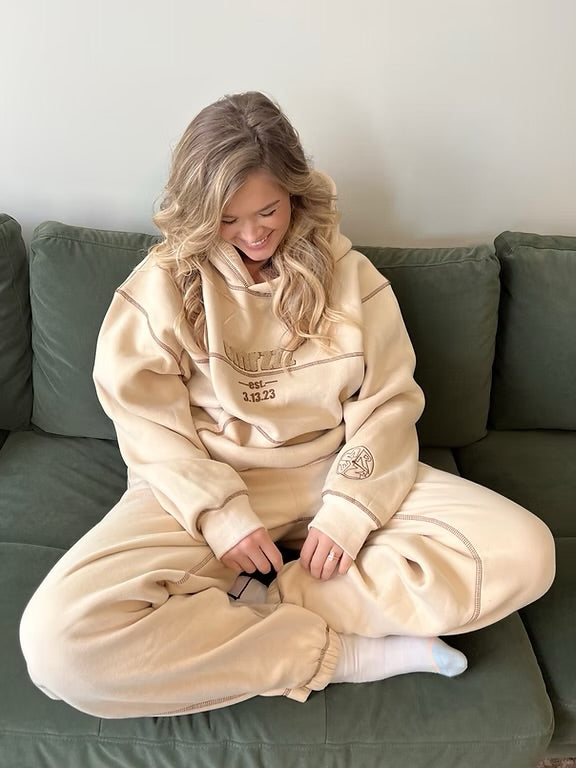 EMRZZZ Threadzzz Hoodie Tan/Brown