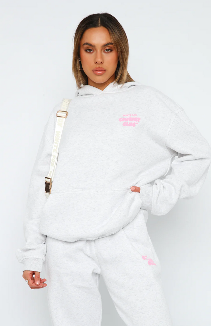 White Fox (Comfort Club Oversized Hoodie Mist)