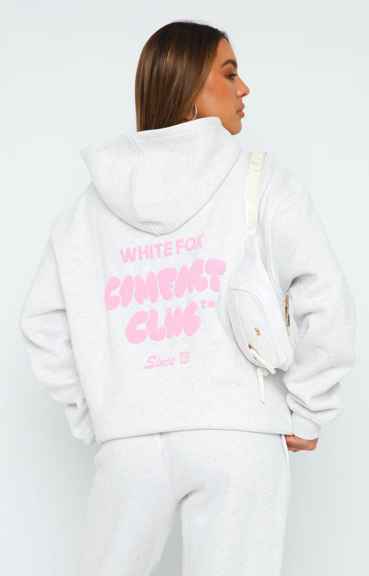 White Fox (Comfort Club Oversized Hoodie Mist)